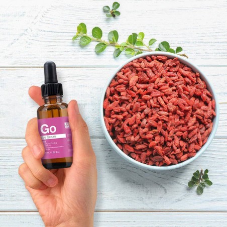 Goji Superfood švytėjimą suteikiantis serumas 30ml-DR. BOTANICALS-DR.