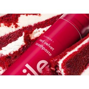 Hismile Red Velvet dantų pasta 60 g