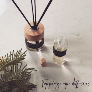 Vanilla Blanc Fresh Linen & Bois Precieux difuzorius 100 ml