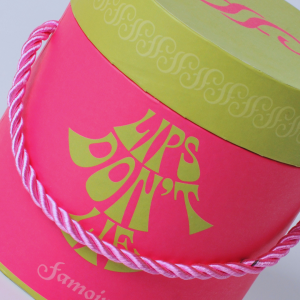 Famoir Lips Don't Lie žvakė 270 g